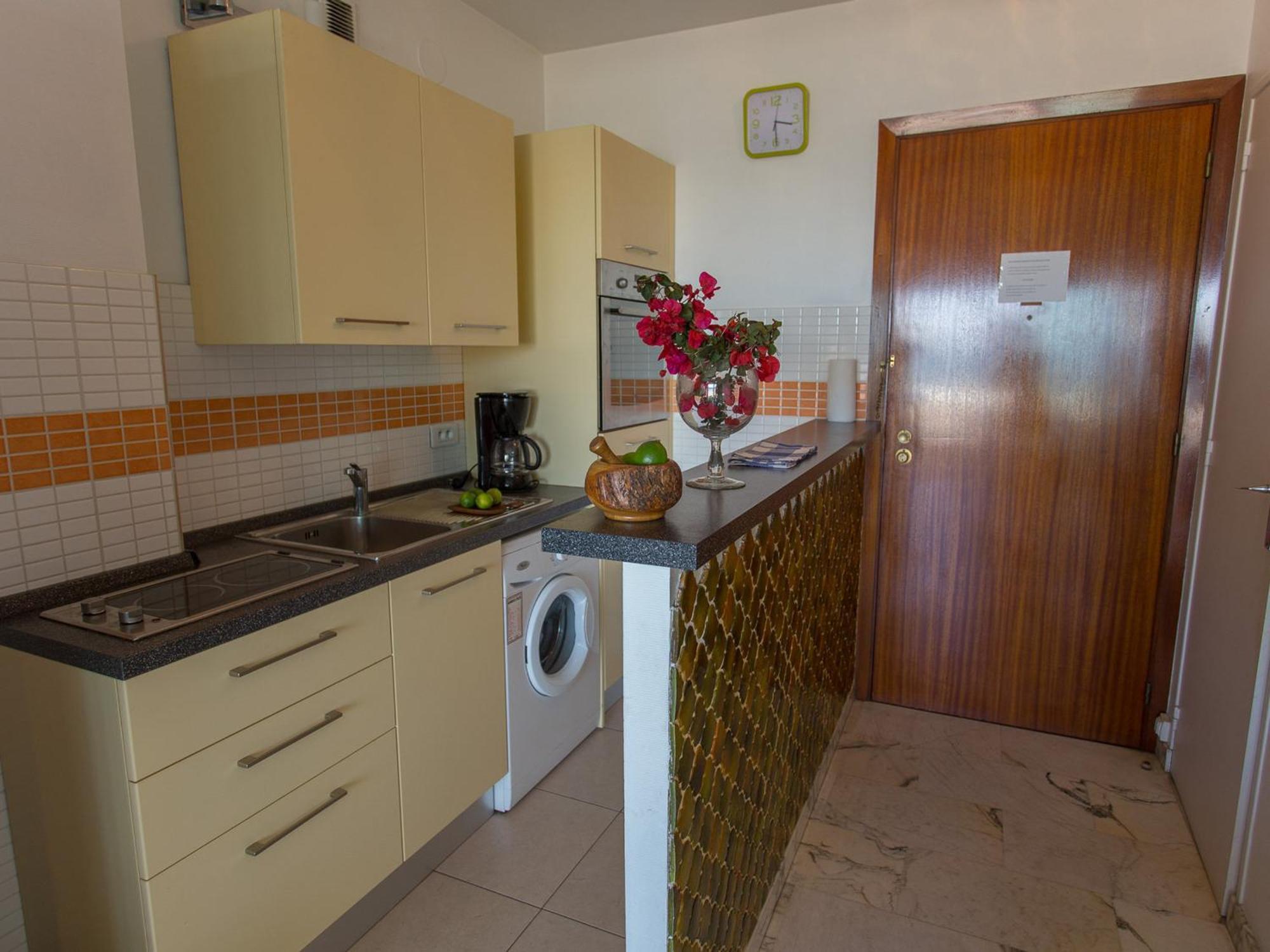 Studio Moderne Avec Terrasse Proche Plages Et Centre, Wifi Gratuit - Fr-1-196-216 Menton Luaran gambar
